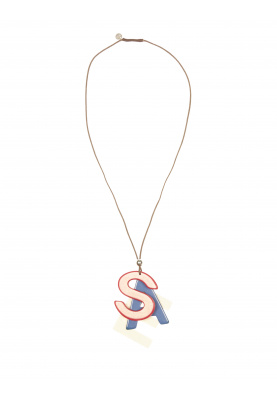 Letter necklace in Red