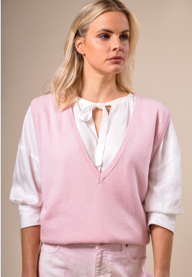 Sleeveless deep V-neck pullover in Pink