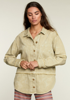 Khaki shirt jacket raw cut details