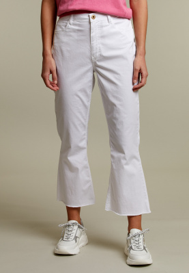 White cropped bootcut pants