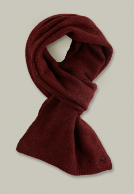 Burgundy uni knitted scarf