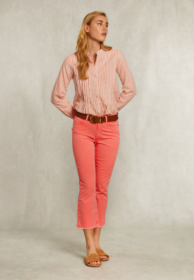 Pink cropped flare pants