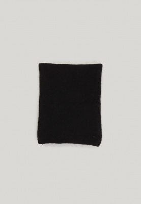 Black basic uni scarf