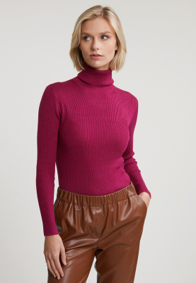 Magenta ribbed roll neck sweater