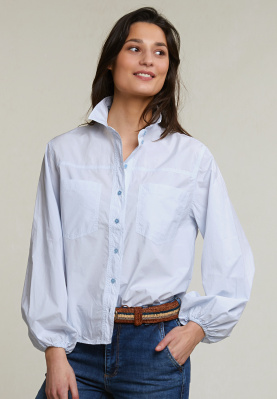 Lightblue blouse applied pockets