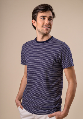 Slim fit T-shirt with chest pocket in Blue