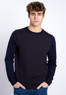 Slim fit patterned pullover