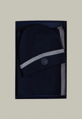 Gift box scarf and hat navy