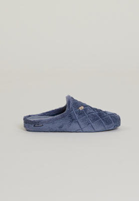 Blue soft checked slippers