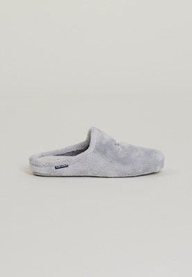 Light grey soft slippers