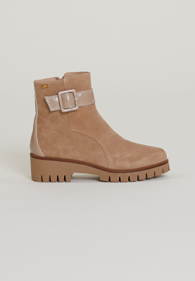 Beige boots with strap