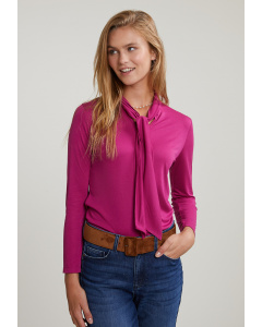 Magenta roll neck T-shirt with bow