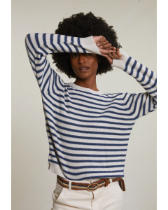 Cream/blue striped crew neck sweater