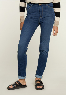 Blue classic fitted jeans